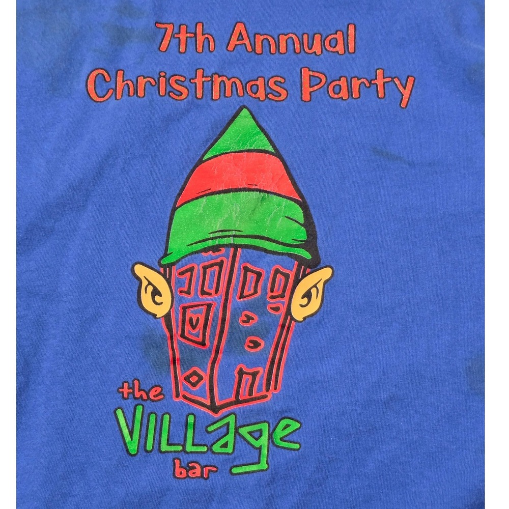 Village Bar Christmas Elfed Up Graphic T-Shirt Mens XL Blue Funny Beer Holiday - Picture 2 of 11
